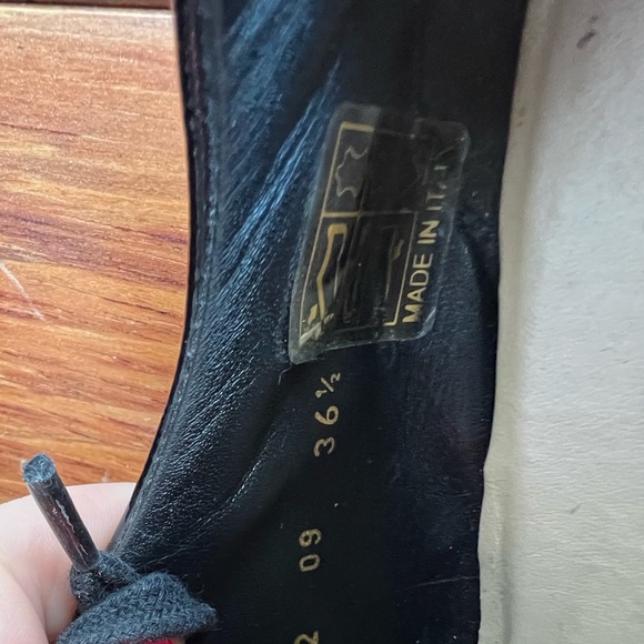 DIOR Patent Leather Fashion Sneakers Gold Logo size 36 1/2 - Picture 6 of 8